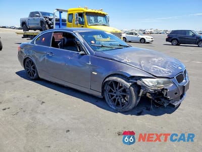 Czwarte zdjęcie samochodu z boku: 2007 BMW 335 I VIN:WBAWL73567PX48221 - miniatura