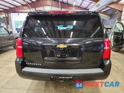 Zdjęcie 6 z 13 samochodu: 2015 CHEVROLET SUBURBAN K1500 LT VIN:1GNSKJKC8FR547643 - miniatura