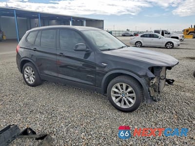 Czwarte zdjęcie samochodu z boku: 2017 BMW X3 XDRIVE28I VIN:5UXWX9C31H0T20941 - miniatura