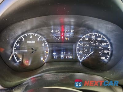 Zdjęcie 9 z 12 samochodu: 2015 NISSAN SENTRA S VIN:3N1AB7AP9FY280831 - miniatura