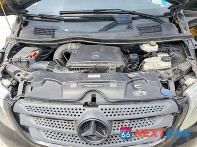 Zdjęcie 12 z 13 samochodu: 2018 MERCEDES-BENZ METRIS VIN:WD4PG2EEXJ3383154 - miniatura