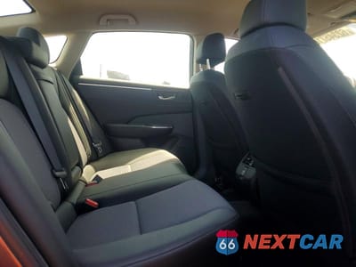 Zdjęcie 10 z 13 samochodu: 2019 HONDA CLARITY VIN:JHMZC5F12KC001405 - miniatura