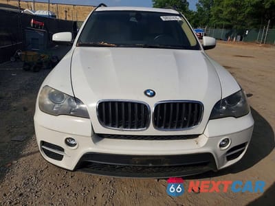 Piąte zdjęcie samochodu w środku: 2013 BMW X5 XDRIVE35I VIN:5UXZV4C57D0E06081 - miniatura