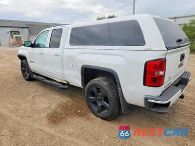 Drugie zdjęcie samochodu z przodu: 2017 GMC SIERRA VIN:1GTV2MEC9HZ105931 - miniatura