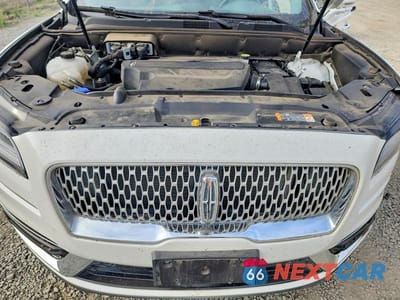 Zdjęcie 12 z 13 samochodu: 2020 LINCOLN NAUTILUS RESERVE VIN:2LMPJ8KP9LBL03883 - miniatura
