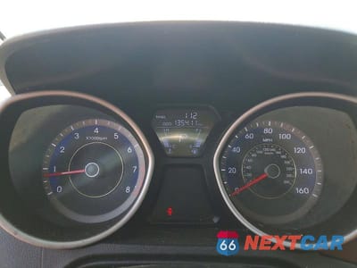 Zdjęcie 9 z 12 samochodu: 2013 HYUNDAI ELANTRA LIMITED VIN:KMHDH4AE0DU611331 - miniatura