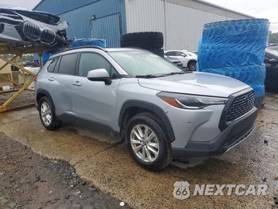 Czwarte zdjęcie samochodu z boku: 2022 TOYOTA COROLLA CROSS LE VIN:7MUBAABGXNV009739 - miniatura