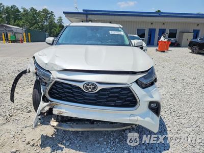 Piąte zdjęcie samochodu w środku: 2021 TOYOTA HIGHLANDER LE VIN:5TDZZRAH2MS059950 - miniatura