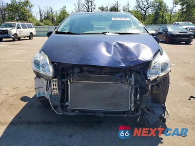 Piąte zdjęcie samochodu w środku: 2015 TOYOTA PRIUS TWO VIN:JTDKN3DU7F0439777 - miniatura