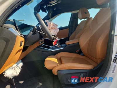 Zdjęcie 7 z 12 samochodu: 2025 BMW 330XI VIN:3MW89CW09S8F17241 - miniatura