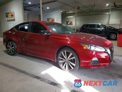 Czwarte zdjęcie samochodu z boku: 2021 NISSAN ALTIMA SR VIN:1N4BL4CW0MN370953 - miniatura