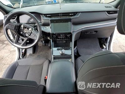 Zdjęcie 8 z 13 samochodu: 2024 JEEP GRAND CHEROKEE LAREDO VIN:1C4RJHAG6RC156506 - miniatura