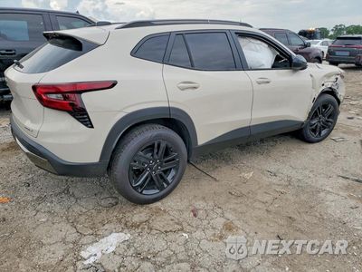 Trzecie zdjęcie samochodu z tyłu: 2026 CHEVROLET TRAX ACTIV VIN:KL77LKEP5TC069984 - miniatura
