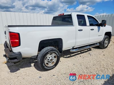 Trzecie zdjęcie samochodu z tyłu: 2017 CHEVROLET SILVERADO C2500 HEAVY DUTY VIN:1GC2CUEG1HZ349897 - miniatura