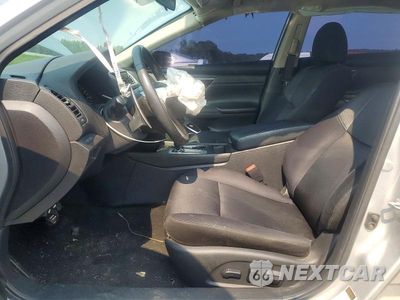 Zdjęcie 7 z 12 samochodu: 2017 NISSAN ALTIMA 2.5 SR VIN:1N4AL3AP8HN308840 - miniatura