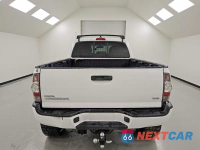 Zdjęcie 6 z 12 samochodu: 2015 TOYOTA TACOMA DOUBLE CAB LONG BED VIN:5TFMU4FN7FX029835 - miniatura