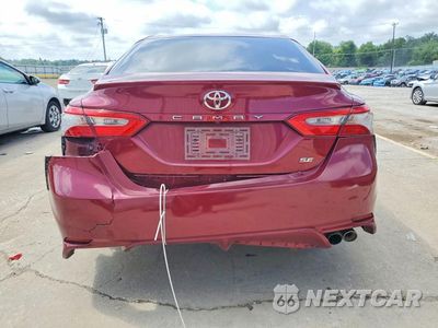 Zdjęcie 6 z 12 samochodu: 2018 TOYOTA CAMRY SE VIN:4T1B11HK9JU576628 - miniatura