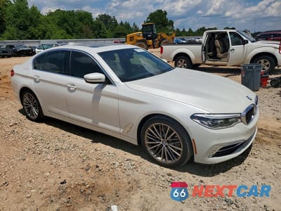 Czwarte zdjęcie samochodu z boku: 2019 BMW 530 I VIN:WBAJA5C55KWW10446 - miniatura