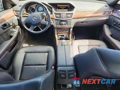Zdjęcie 8 z 12 samochodu: 2011 MERCEDES-BENZ E 350 VIN:WDDHF5GB2BA263972 - miniatura