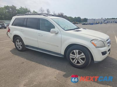 Czwarte zdjęcie samochodu z boku: 2008 MERCEDES-BENZ GL 450 4MATIC VIN:4JGBF71E48A438399 - miniatura