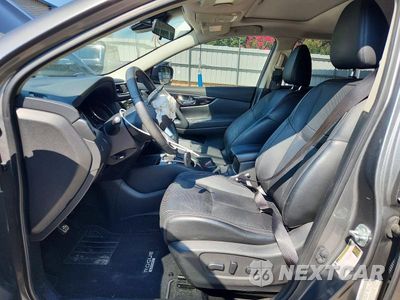 Zdjęcie 7 z 12 samochodu: 2017 NISSAN ROGUE SPORT SL VIN:JN1BJ1CR5HW139946 - miniatura