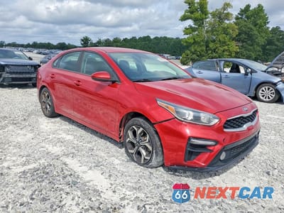 Czwarte zdjęcie samochodu z boku: 2019 KIA FORTE LXS VIN:3KPF24AD5KE027458 - miniatura
