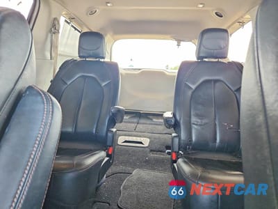 Zdjęcie 10 z 13 samochodu: 2019 CHRYSLER PACIFICA TOURING L VIN:2C4RC1BG2KR685528 - miniatura