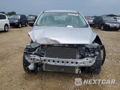 Piąte zdjęcie samochodu w środku: 2019 FORD ESCAPE S VIN:1FMCU0F73KUA62943 - miniatura