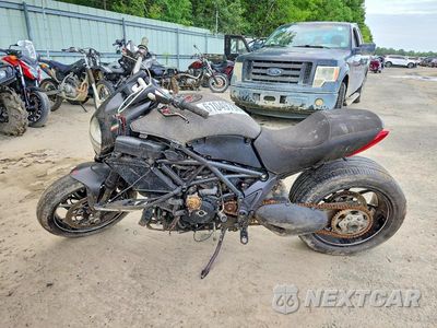 Trzecie zdjęcie samochodu z tyłu: 2012 DUCATI DIAVEL VIN:ZDM13BLW0CB009463 - miniatura