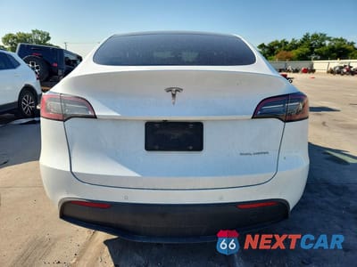 Zdjęcie 6 z 13 samochodu: 2022 TESLA MODEL Y VIN:7SAYGDEE2NF371652 - miniatura