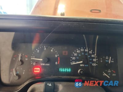 Zdjęcie 9 z 12 samochodu: 1999 JEEP WRANGLER / TJ SPORT VIN:1J4FY19S1XP431293 - miniatura