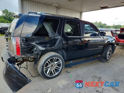 Trzecie zdjęcie samochodu z tyłu: 2014 CADILLAC ESCALADE PREMIUM VIN:1GYS4CEF2ER155433 - miniatura