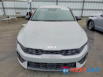 Piąte zdjęcie samochodu w środku: 2025 KIA K5 GT LINE VIN:KNAG64J79S5304527 - miniatura