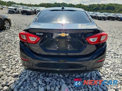 Zdjęcie 6 z 12 samochodu: 2019 CHEVROLET CRUZE LS VIN:1G1BC5SMXK7112160 - miniatura