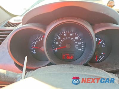 Zdjęcie 9 z 12 samochodu: 2013 KIA SOUL BASE VIN:KNDJT2A54D7621255 - miniatura
