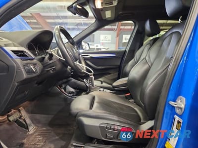 Zdjęcie 7 z 13 samochodu: 2021 BMW X1 XDRIVE28I VIN:WBXJG9C00M5S73550 - miniatura
