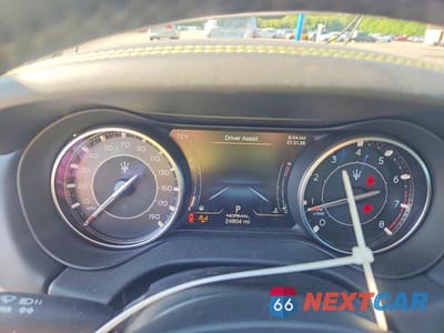 Zdjęcie 9 z 12 samochodu: 2022 MASERATI GHIBLI MODENA VIN:ZAM57YTM2NX386980 - miniatura