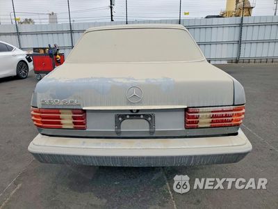 Zdjęcie 6 z 12 samochodu: 1988 MERCEDES-BENZ 560 SEL VIN:WDBCA39D7JA398223 - miniatura