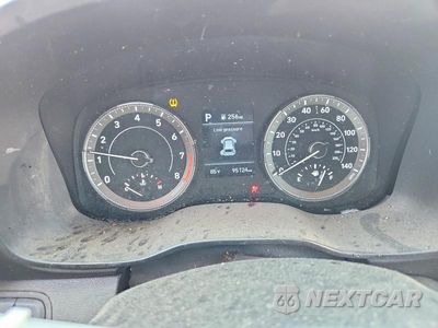 Zdjęcie 9 z 12 samochodu: 2022 HYUNDAI VENUE SE VIN:KMHRB8A35NU134698 - miniatura