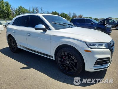 Czwarte zdjęcie samochodu z boku: 2018 AUDI SQ5 PRESTIGE VIN:WA1C4AFY7J2144309 - miniatura