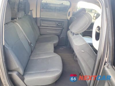 Zdjęcie 11 z 13 samochodu: 2020 RAM 3500 TRADESMAN VIN:3C63R3GLXLG291764 - miniatura