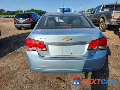 Zdjęcie 6 z 12 samochodu: 2011 CHEVROLET CRUZE LS VIN:1G1PC5SHXB7275688 - miniatura