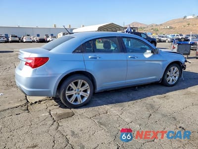 Trzecie zdjęcie samochodu z tyłu: 2012 CHRYSLER 200 TOURING VIN:1C3CCBBB6CN172933 - miniatura