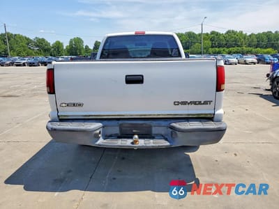 Zdjęcie 6 z 12 samochodu: 2003 CHEVROLET S TRUCK S10 VIN:1GCCS14X138244489 - miniatura
