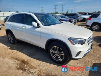 Czwarte zdjęcie samochodu z boku: 2021 MERCEDES-BENZ GLC 300 VIN:W1N0G8DB9MV265507 - miniatura