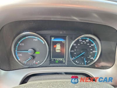 Zdjęcie 9 z 12 samochodu: 2018 TOYOTA RAV4 HYBRID LE VIN:JTMRJREV5JD238837 - miniatura