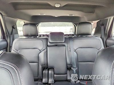 Zdjęcie 10 z 14 samochodu: 2019 FORD EXPLORER LIMITED VIN:1FM5K7F80KGA09924 - miniatura
