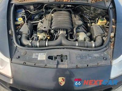 Zdjęcie 12 z 14 samochodu: 2010 PORSCHE CAYENNE GTS VIN:WP1AD2AP3ALA60255 - miniatura