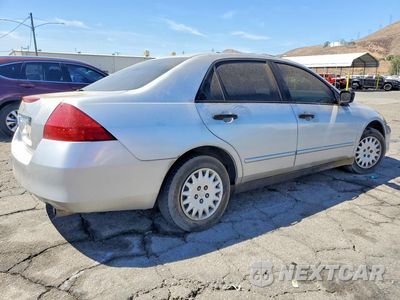 Trzecie zdjęcie samochodu z tyłu: 2007 HONDA ACCORD VALUE VIN:1HGCM56157A188342 - miniatura
