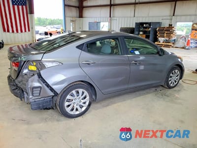 Trzecie zdjęcie samochodu z tyłu: 2011 HYUNDAI ELANTRA GLS VIN:5NPDH4AE5BH036090 - miniatura